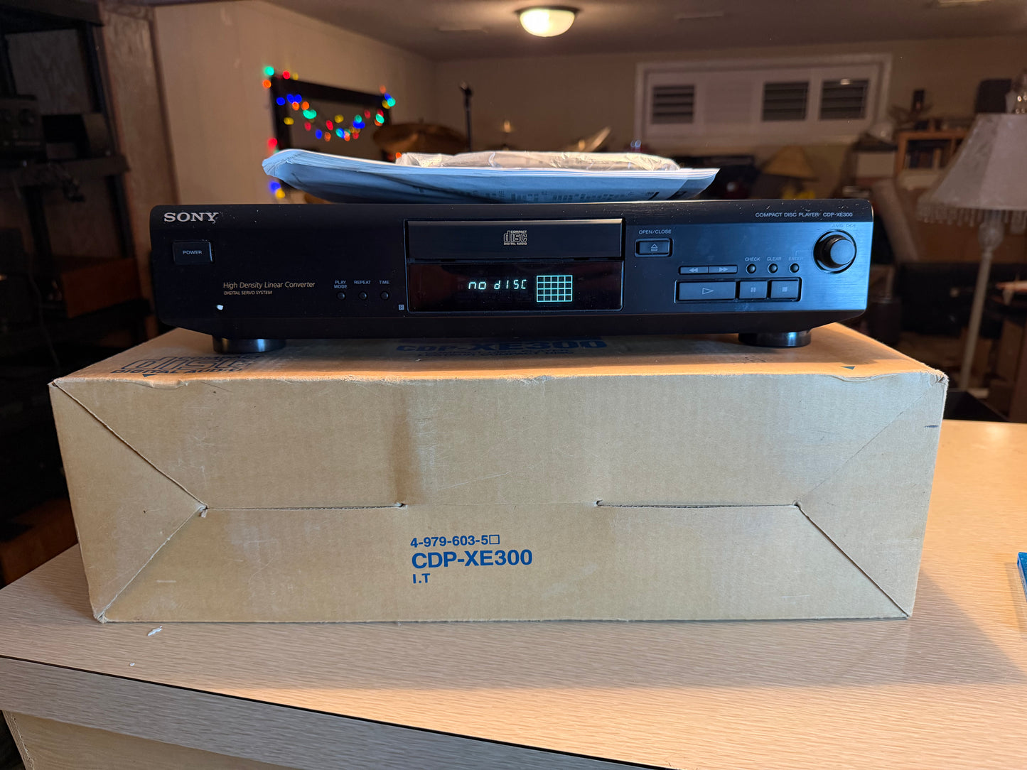 SONY CD Player High Density Linear Converter CDP-XE300 OPEN BOX Never Used Rare!