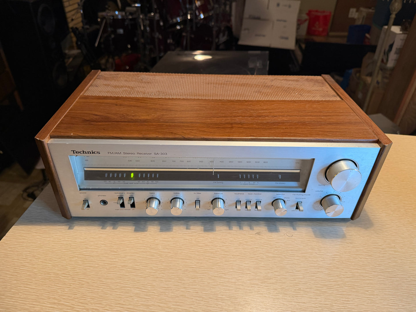 VINTAGE TECHNICS SA-303 AM FM Stereo Receiver Phono Input EXCELLENT CND TESTED🔥