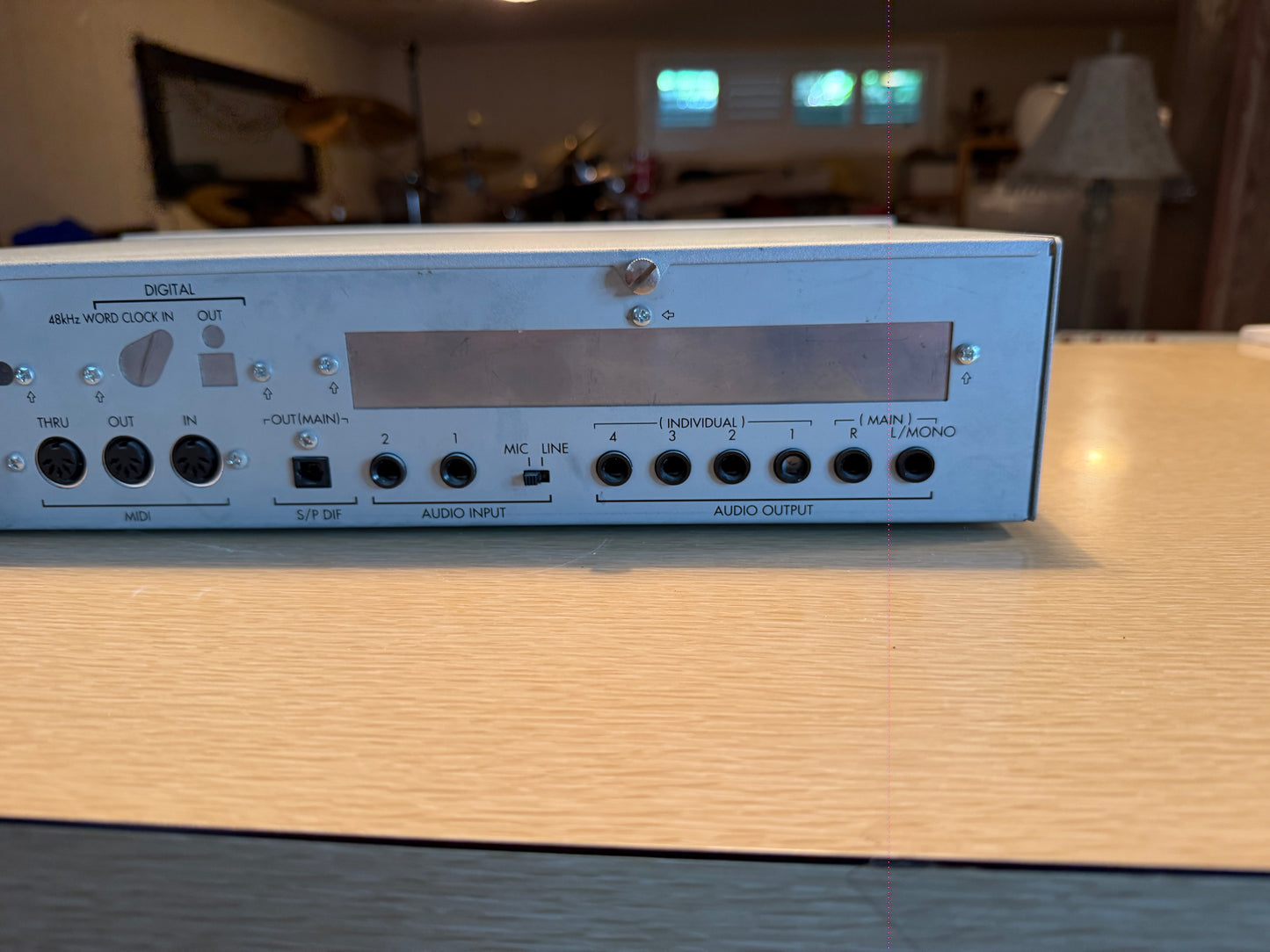 Korg Triton-Rack Expandable HI Module Sampler Synthesizer Works Needs New Screen