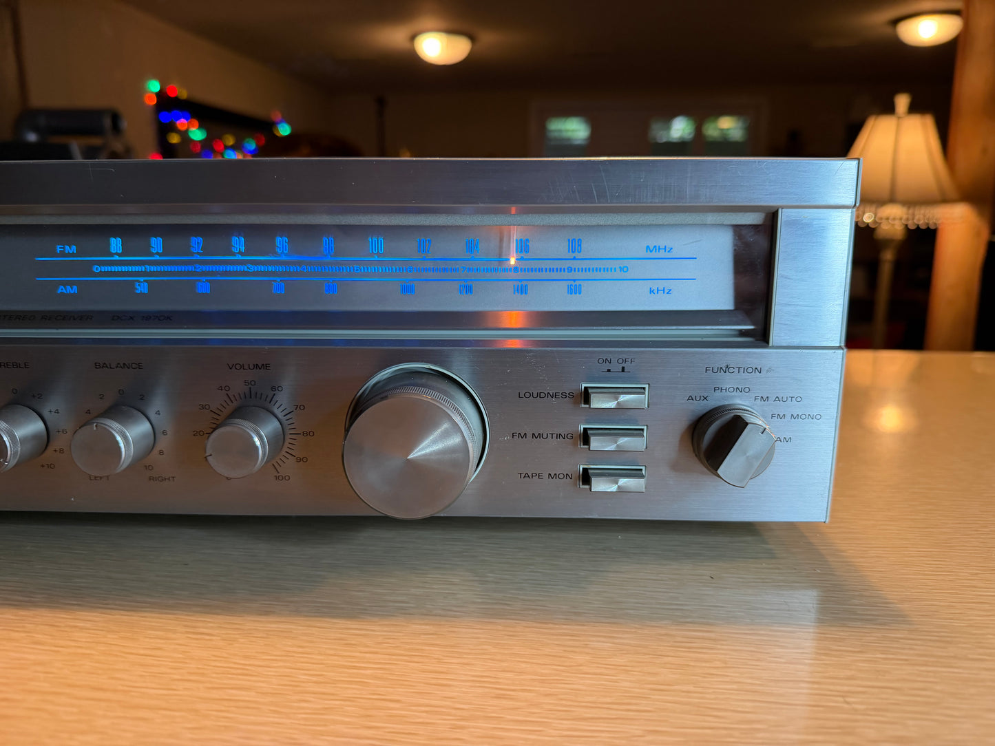 Vintage Woodgrain & Silver Sanyo DCX 1970K Receiver Fresh Service Near MINT RARE