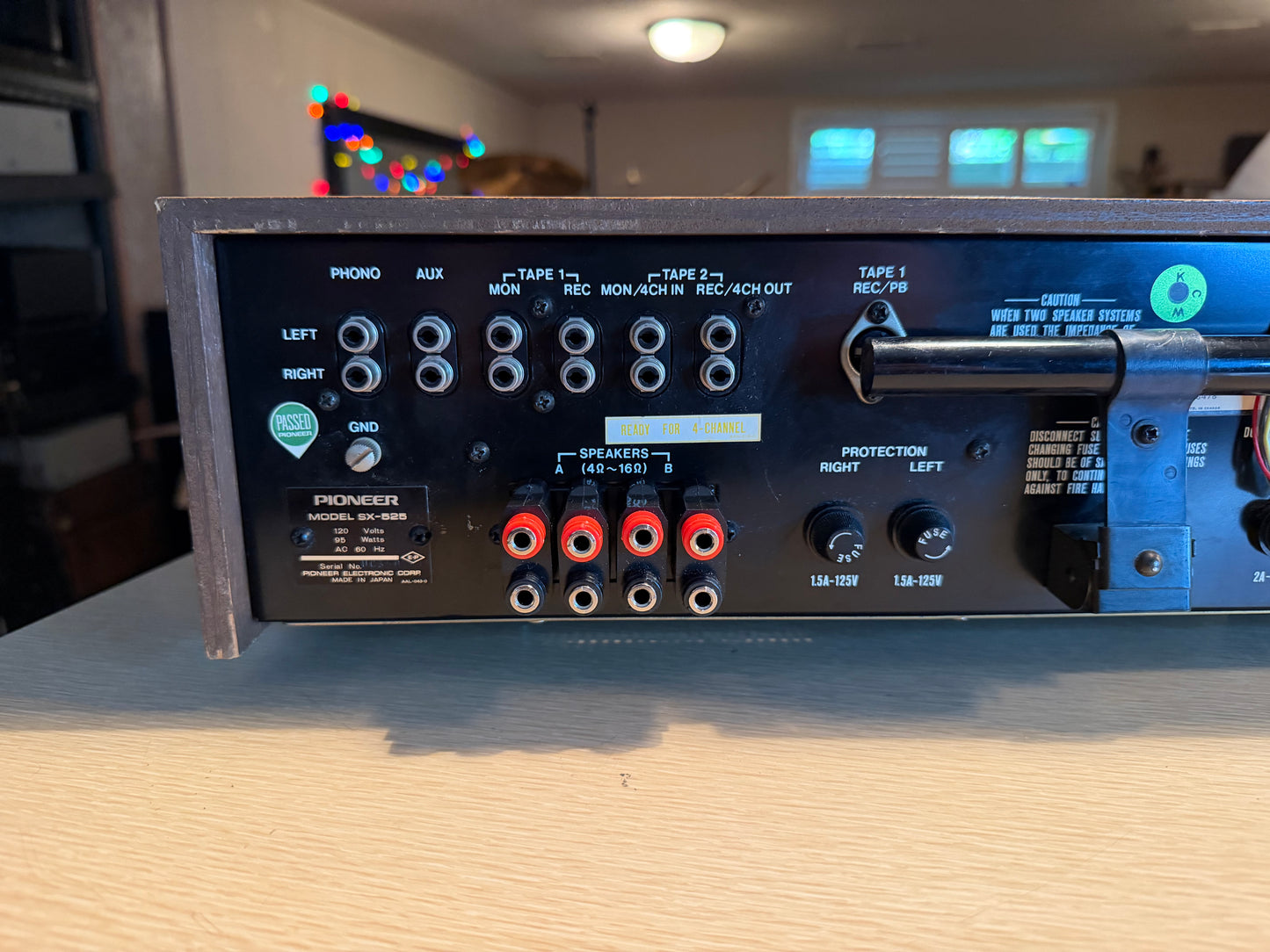 Vintage Pioneer SX-525 Stereo Receiver re-capped Fresh Service Near Mint Beauty!