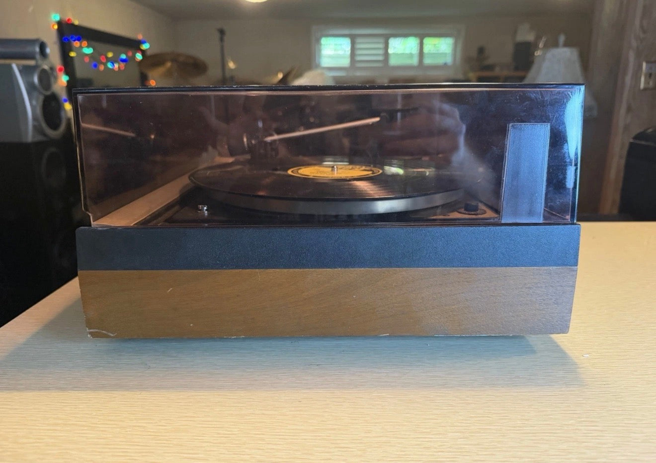 Dual 1226 Vintage Turntable, No Cartridge Platter Spins Tone Arm Moves Cracked