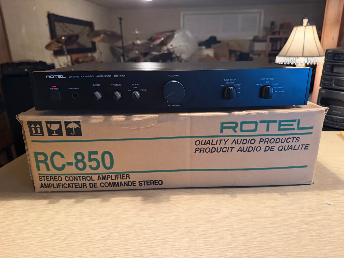 Rotel RC-850 PREAMPLIFIER High Fidelity Near Mint Serviced Complete In Box🔥🎶