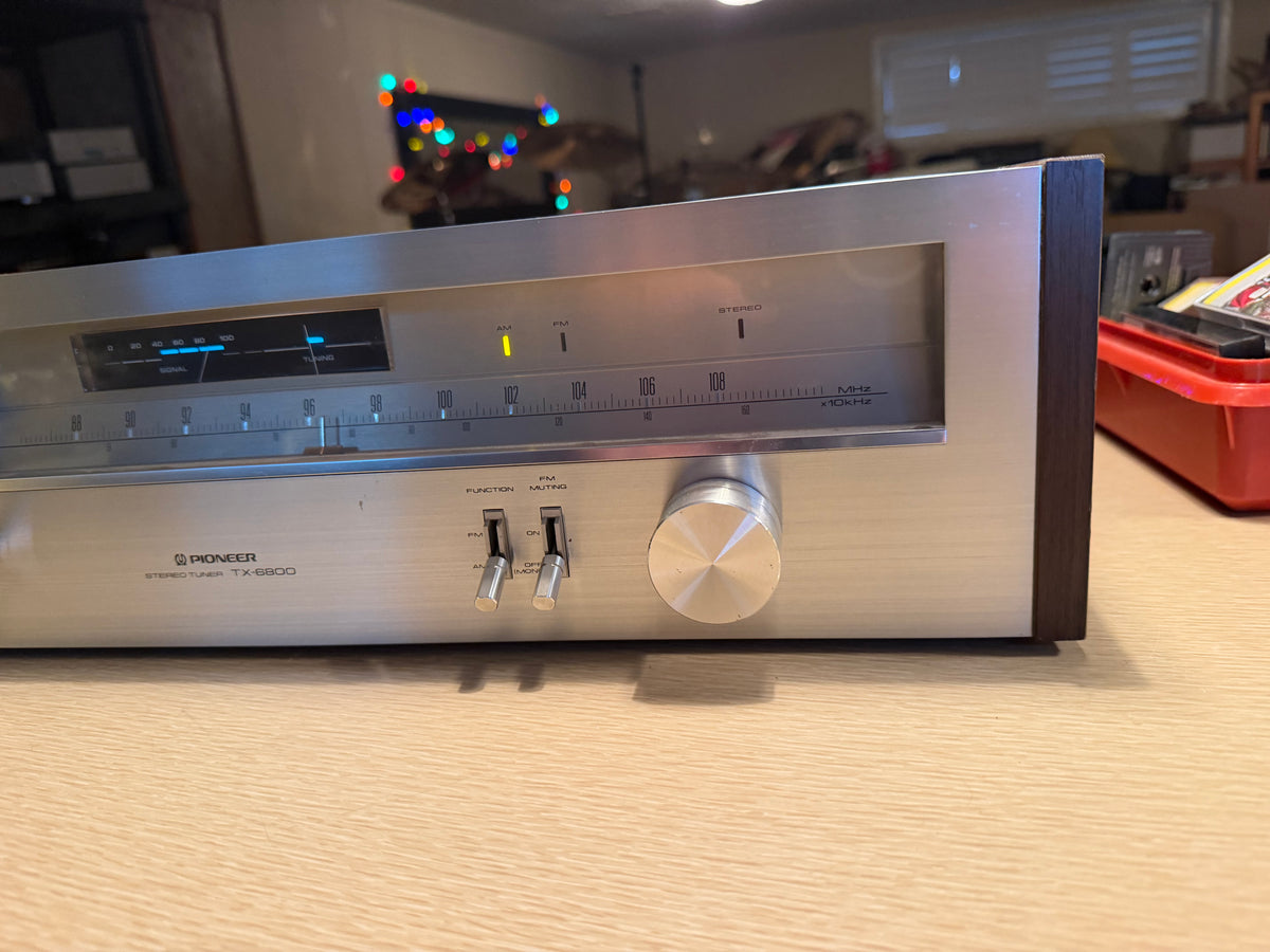 Pioneer TX-6800 Stereo Tuner FM/AM Radio Receiver Silver Face Near Mint Serviced