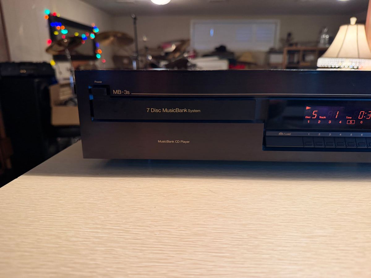 RARE Nakamichi MB-3s Musicbank CD Player Very High Fidelity Fresh Service Remote