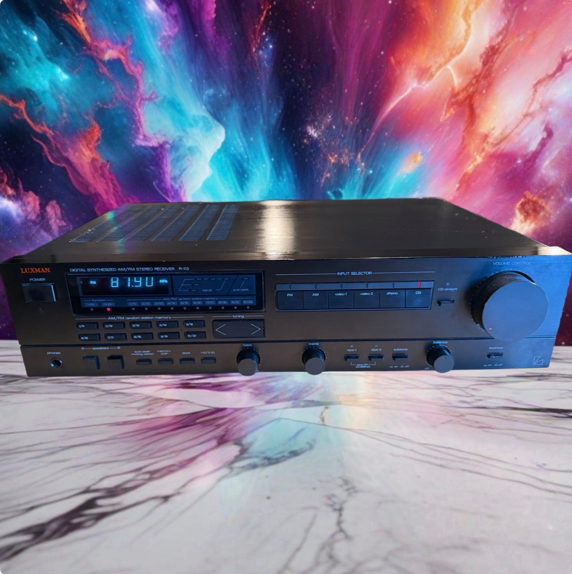 Luxman R-113 Digital Synthesizer AM/FM Stereo Receiver Cleaned & Serviced Beauty