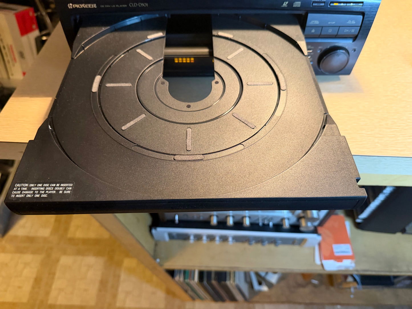 Pioneer CLD-V700 Cd Cdv Ld Laserdisc Karaoke Player Near Mint With Remote Works!