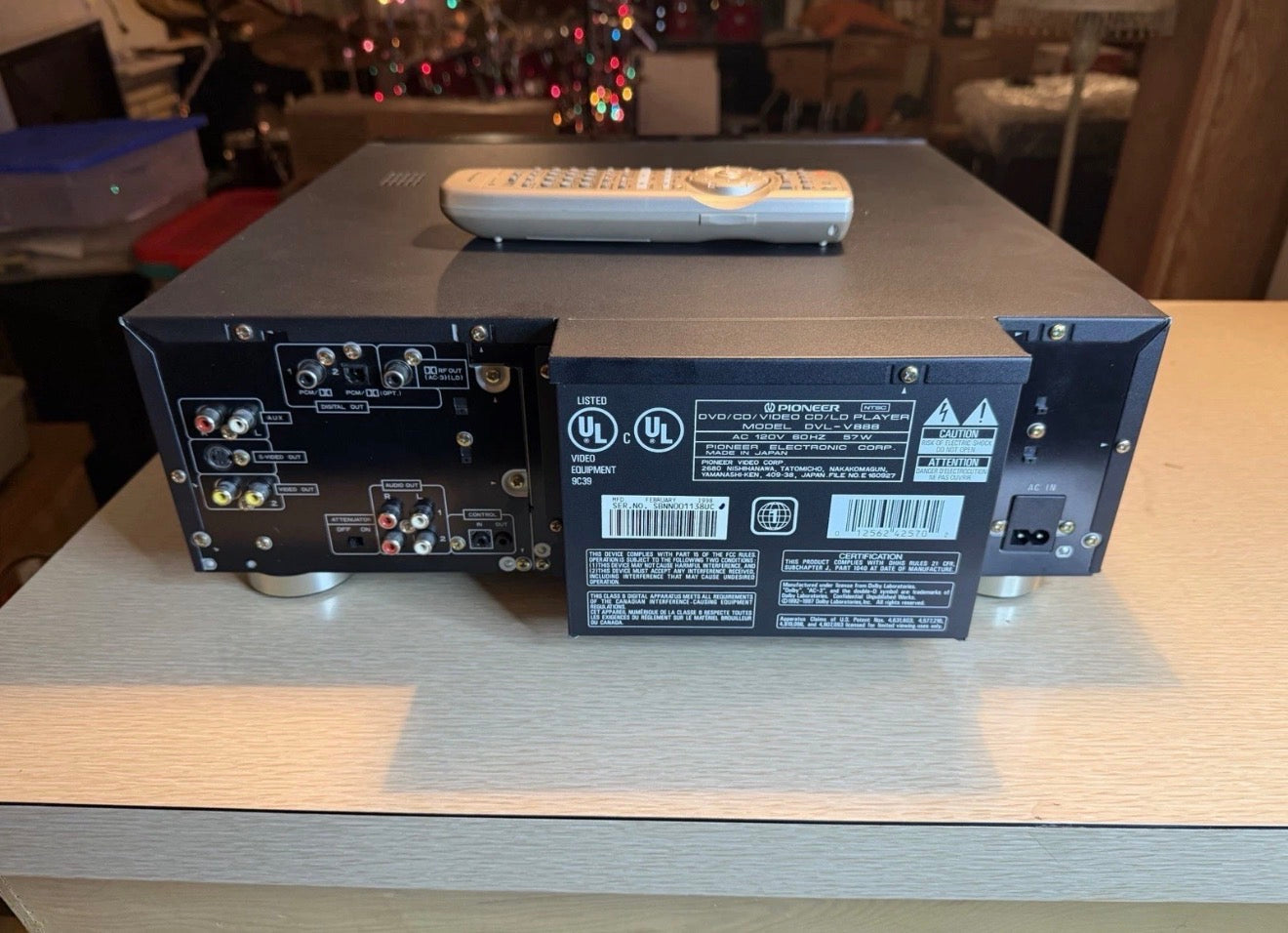 PIONEER LASER DISC DVL-V888 DVD VIDEO CD LD PLAYER KARAOKE TESTED W/ Remote