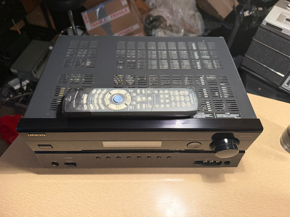 Yamaha RX-V420 200 Watt Natural Sound AV Receiver Fully Functional Remote Bundle