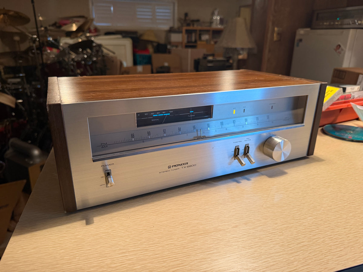 Pioneer TX-6800 Stereo Tuner FM/AM Radio Receiver Silver Face Near Mint Serviced
