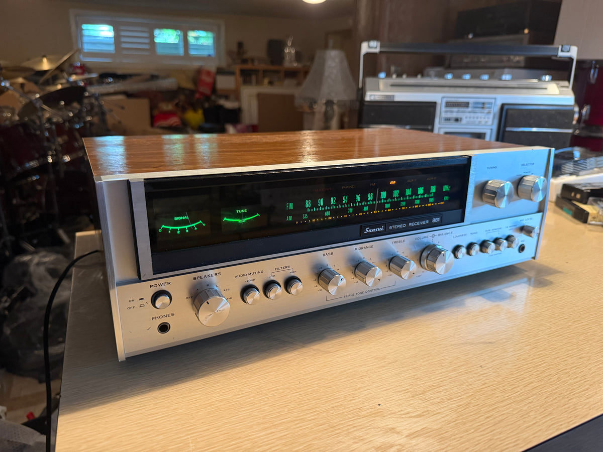 Vintage Sansui 881 Stereo Receiver Recapped Pro Serviced MINT Condition Beauty🎶