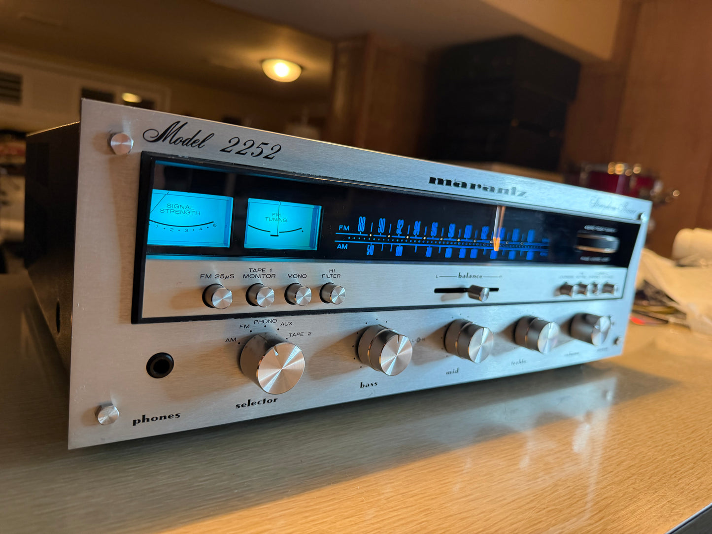 MARANTZ 2252 Vintage Am/Fm Stereo Receiver Pro Serviced Cleaned Near Mint Wow🔥