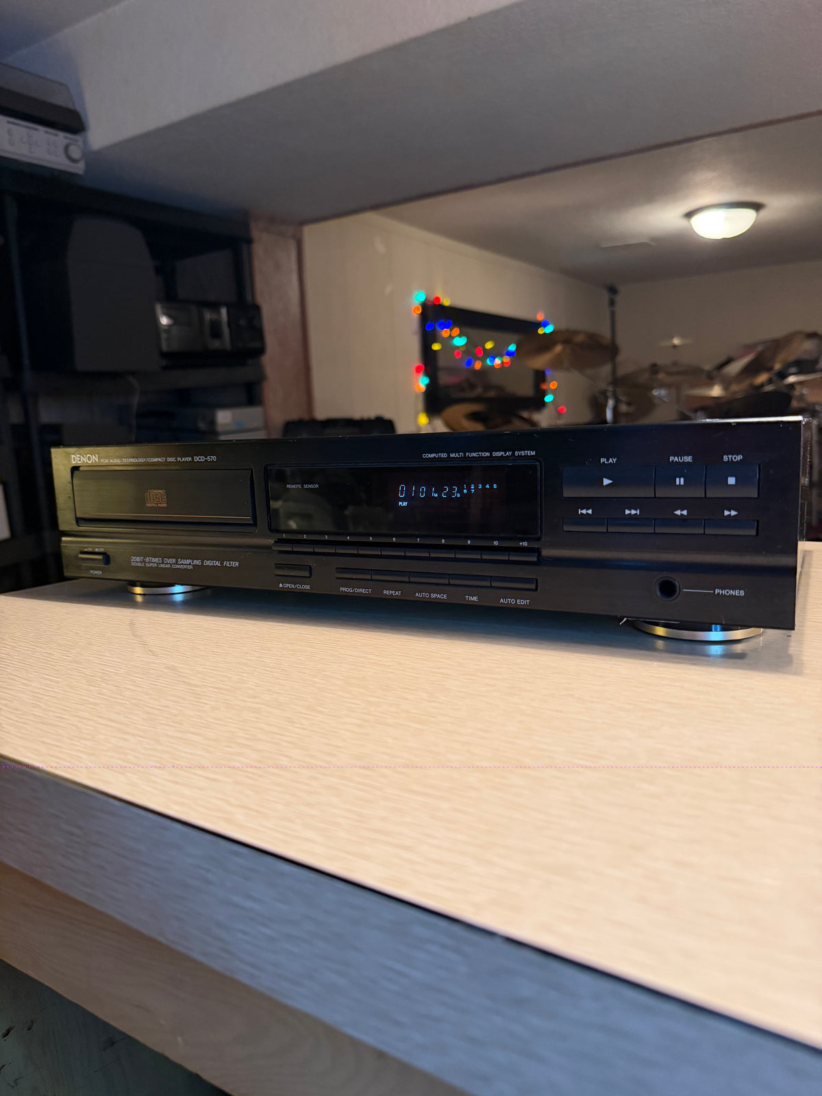 Denon DCD-570 PCM Audio Technology/Compact Disc Player Full Fresh Service Beauty