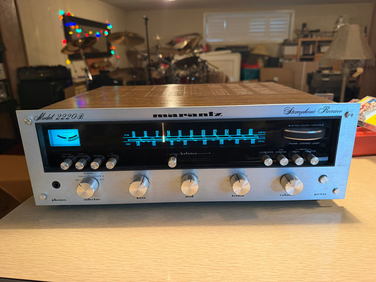 Marantz 2220B Stereophonic Receiver New Bulbs Fresh Servicing Near Mint CND🔥🎶