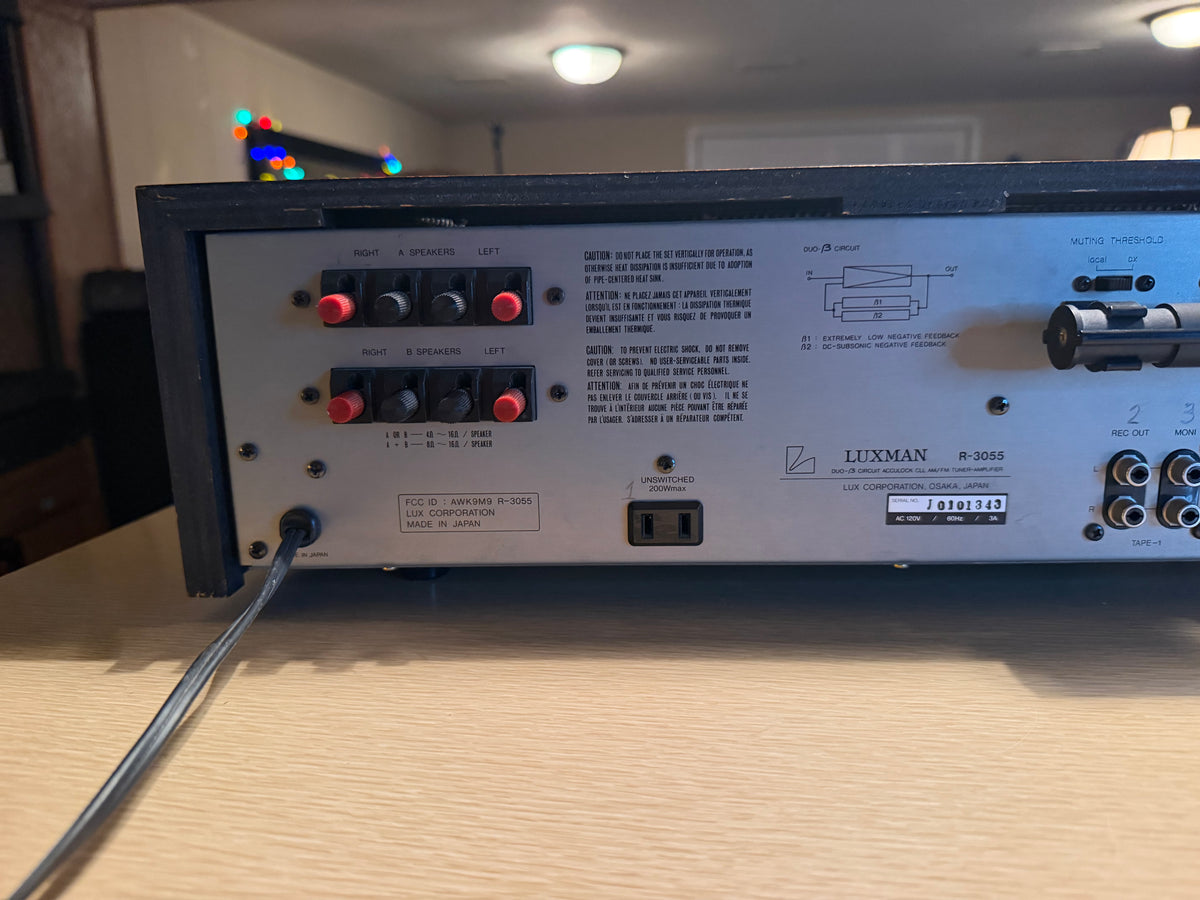 Luxman R‑3055 Stereo Reciever Rosewood Amplifier Near Mint Fresh Pro Service🔥🎶