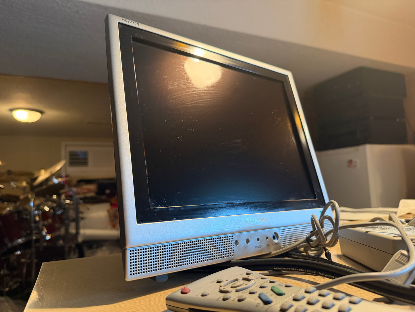Sharp AQUOS LIQUID CRYSTAL TV  LC-13S1U-S Retro Gaming 13" TESTED w/Remote Nice!
