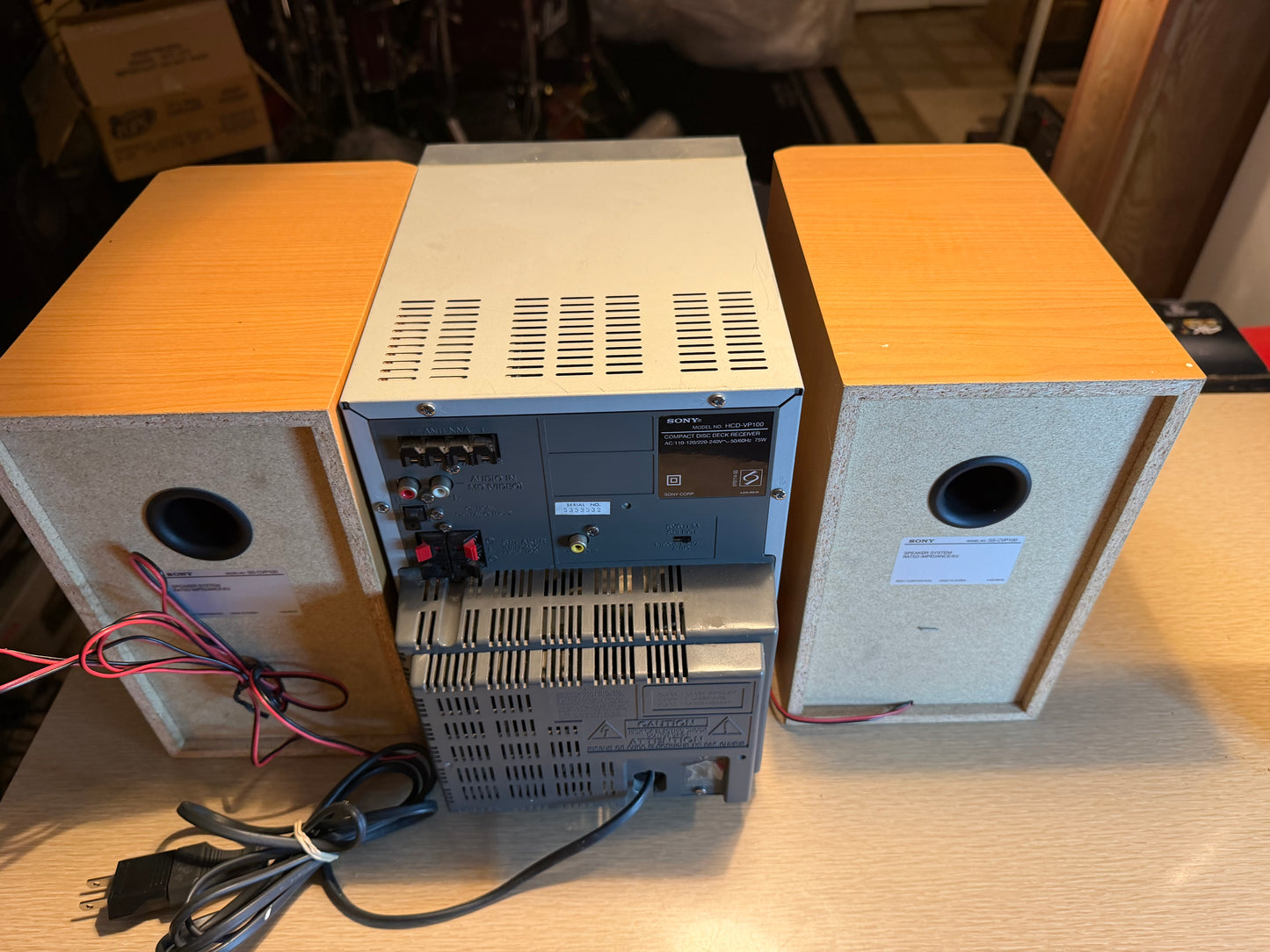 Sony CMT-VP100 Micro HiFi Component System W/ Speakers Working Suprisingly Loud
