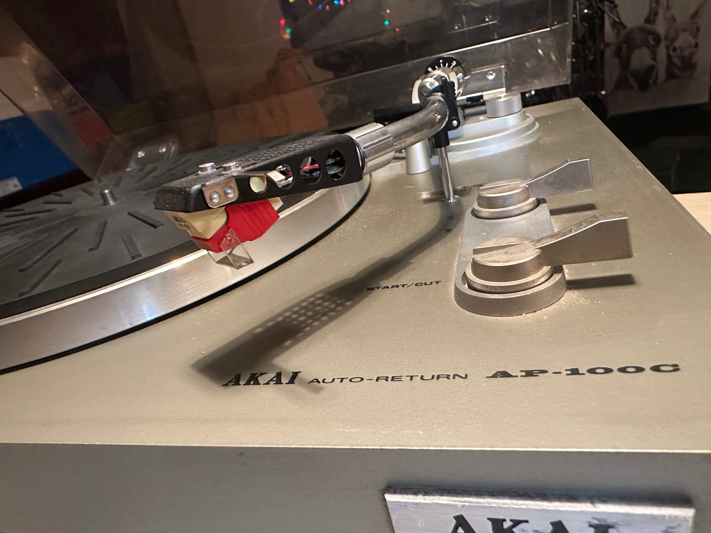 Vintage High Fidelity AKAI AP-100 C Fully Functional Extremely Rare *NEW BELT*