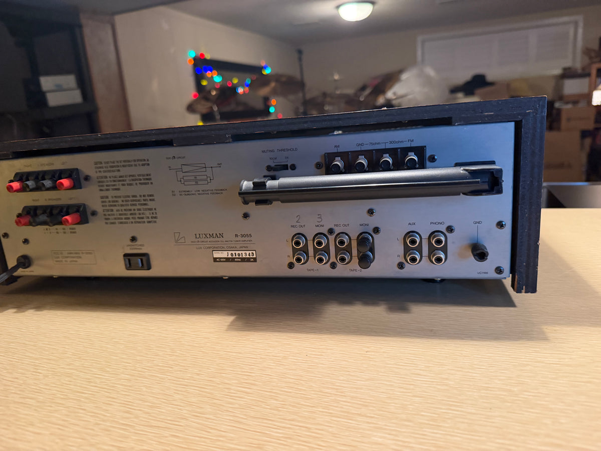 Luxman R‑3055 Stereo Reciever Rosewood Amplifier Near Mint Fresh Pro Service🔥🎶