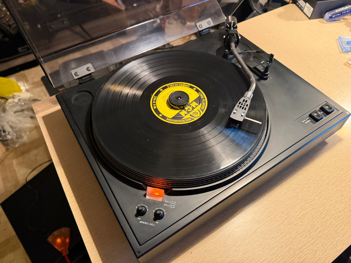 NEC Authentic Series AUP-6500E Direct Drive Turntable Fresh Service Works Great!