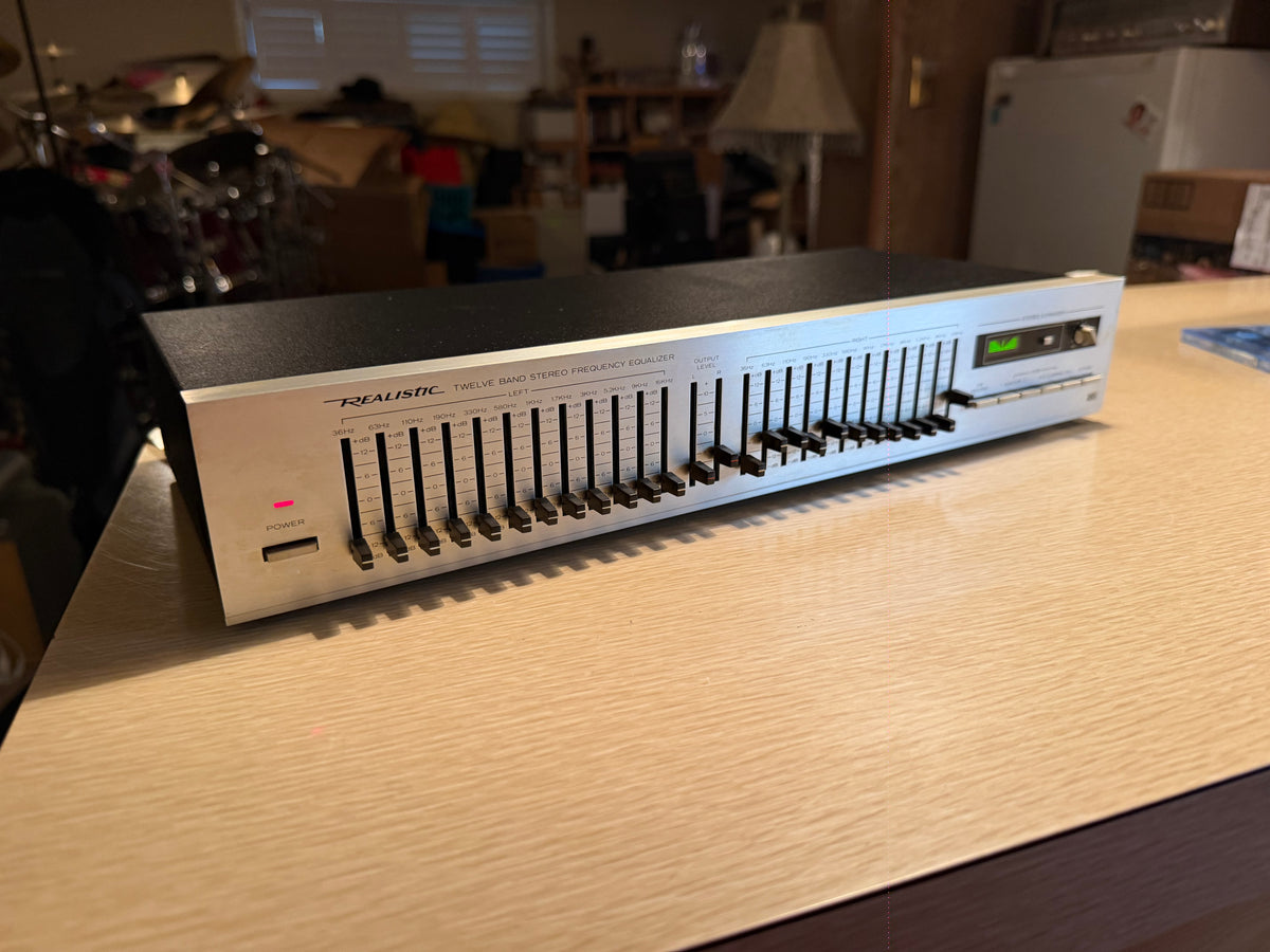 Vintage Realistic 31-2009 Twelve-Band Stereo Frequency Equalizer Stereo Serviced
