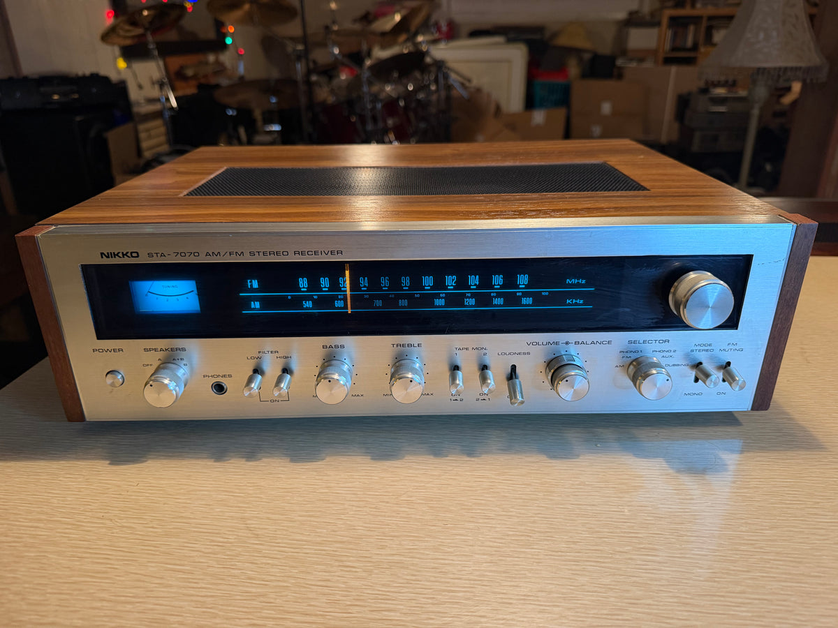 Vintage Nikko STA-7070 Stereo AM/FM Receiver Near Mint Full Service Very Rare🔥
