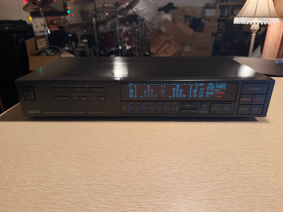 AKAI EA-A7 Digital Graphic Equalizer+Large Spectrum Analyzer Freshly Serviced🎶
