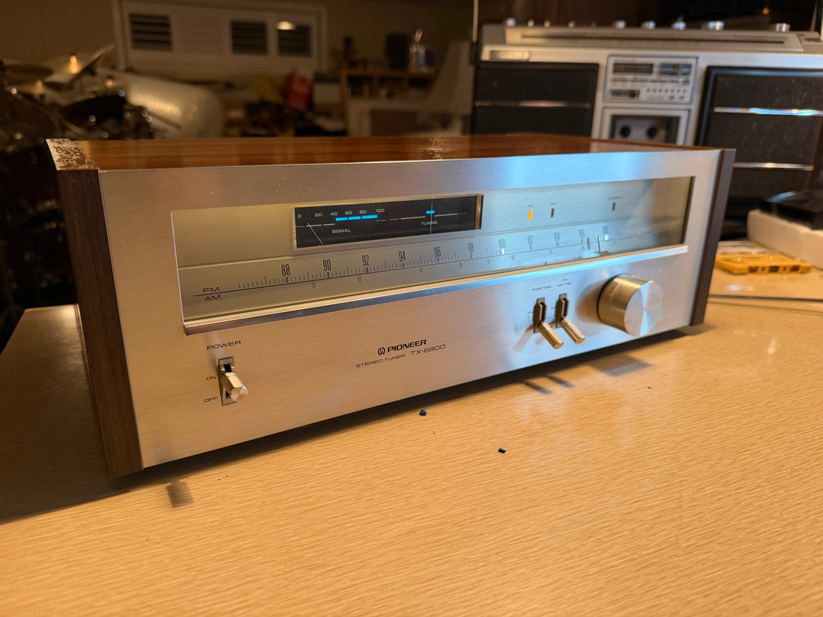 Pioneer TX-6800 Stereo Tuner FM/AM Radio Receiver Silver Face Near Mint Serviced