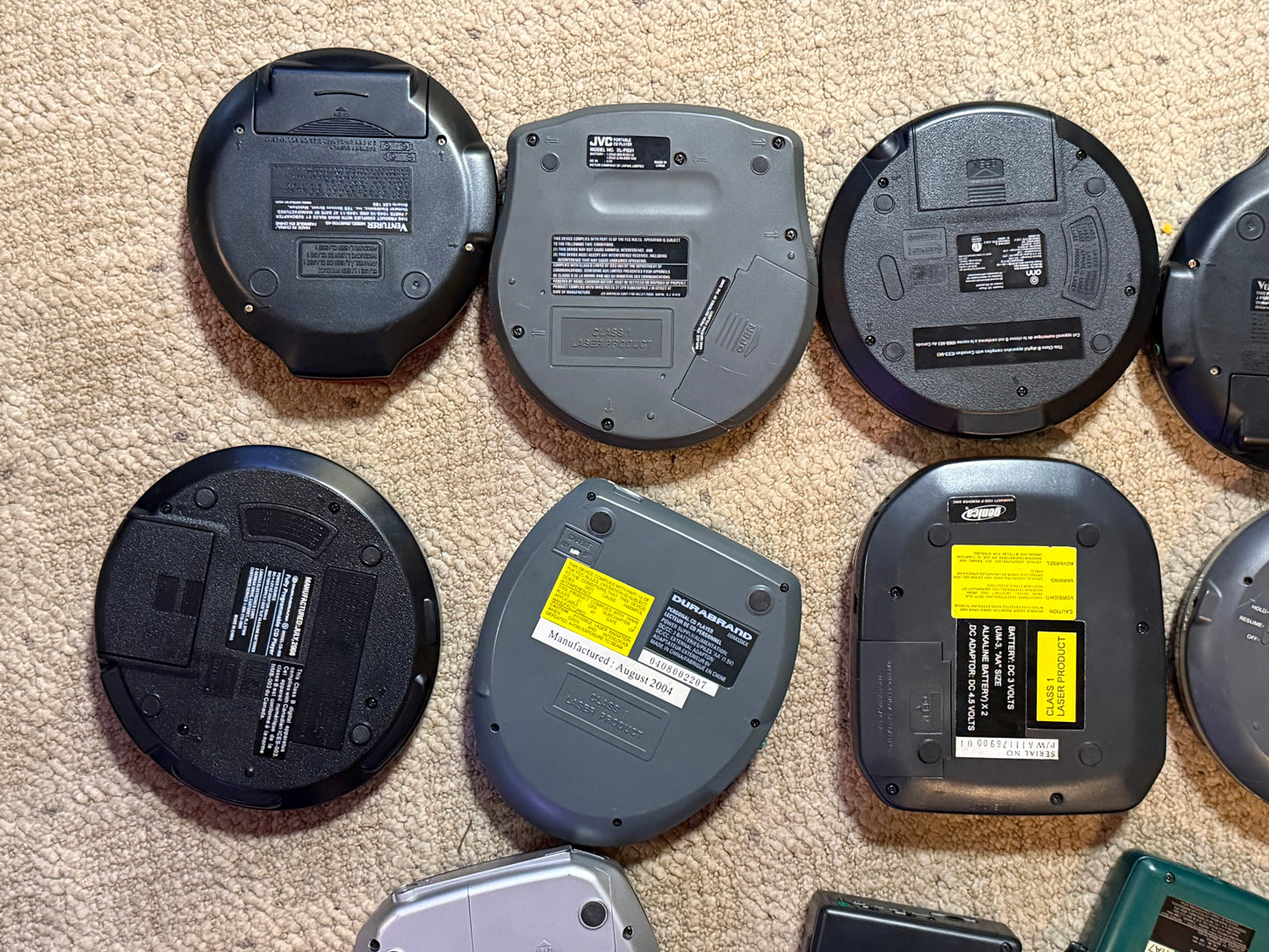 JVC,  Philps, ETC.. Walkman Cassette Player and CD Discman ALL WORKING 14 PIECE
