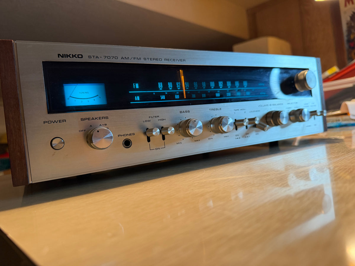 Vintage Nikko STA-7070 Stereo AM/FM Receiver Near Mint Full Service Very Rare🔥