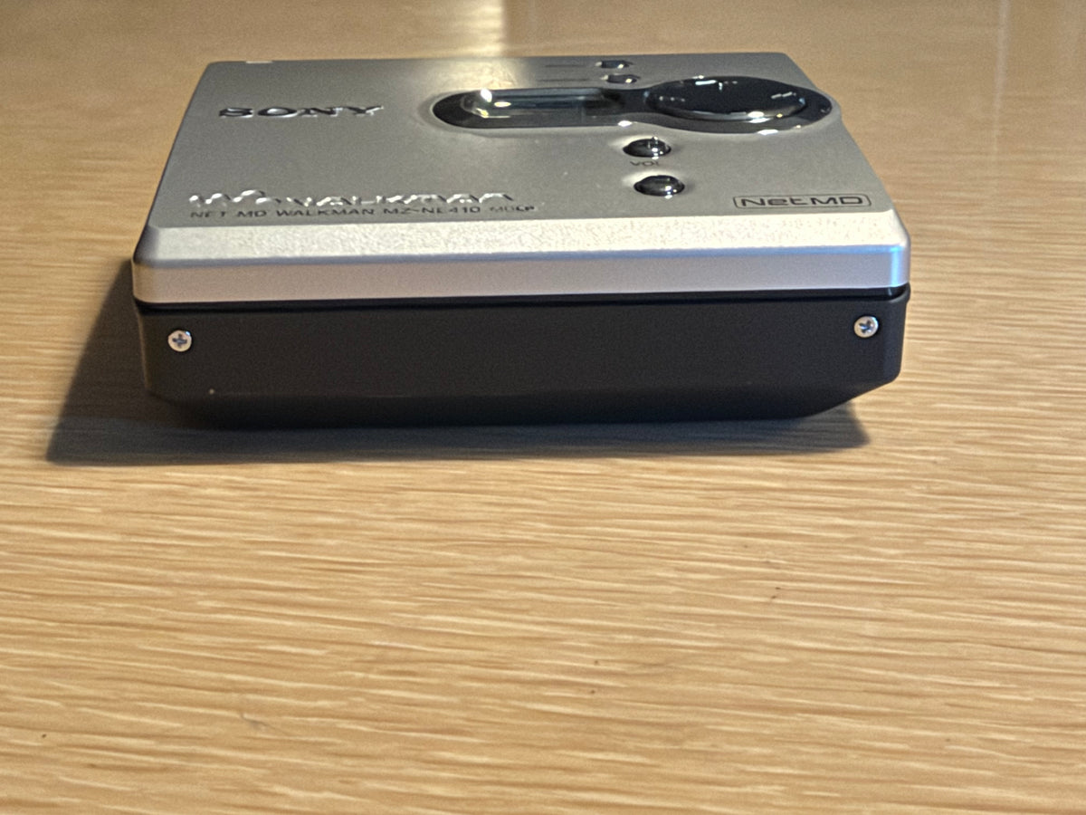 Sony Portable Mini Disc Recorder WALKMAN MZ-NE410 Minidisc Player Serviced Rare!