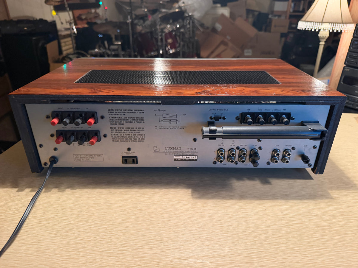 Luxman R‑3055 Stereo Reciever Rosewood Amplifier Near Mint Fresh Pro Service🔥🎶