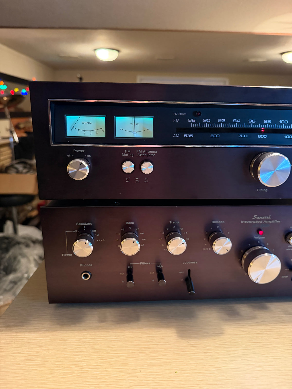 Sansui TU - 3900 AM/FM Stereo Tuner &  AU - 4900 Integrated Amplifier (serviced)