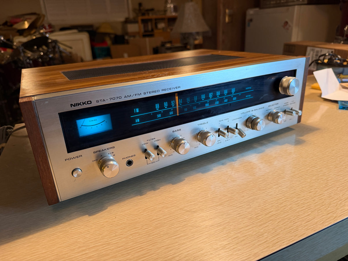 Vintage Nikko STA-7070 Stereo AM/FM Receiver Near Mint Full Service Very Rare🔥