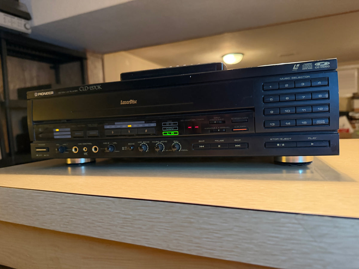 Pioneer CLD-1570k Compact Disc Laserdisc Player  Works Great Very Rare Model🔥