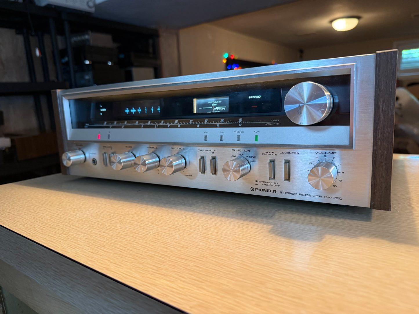 Vintage Pioneer SX-720 Stereo Receiver – Mint Condition Fully Pro Serviced Wow🔥
