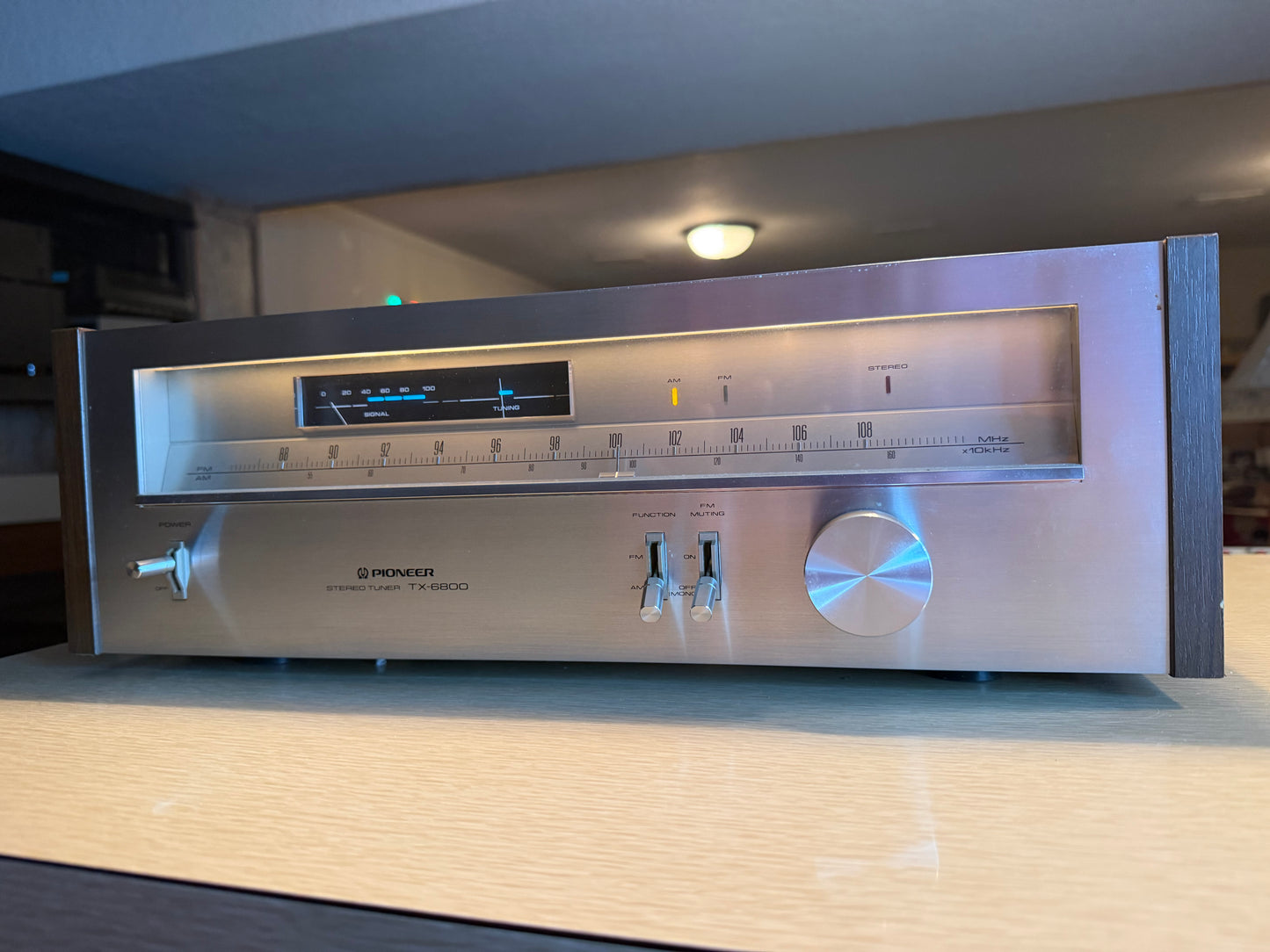 Pioneer TX-6800 Stereo Tuner FM/AM Radio Receiver Silver Face Near Mint Serviced