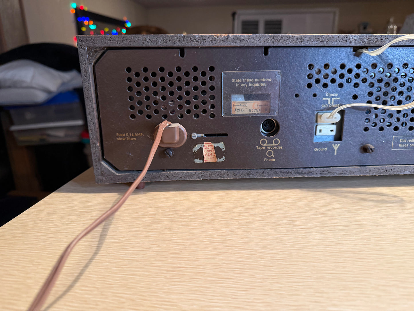 NORDMENDE SPECTRA "C" PHONIC AM/FM TABLETOP RADIO 1960s Germany - Works Great