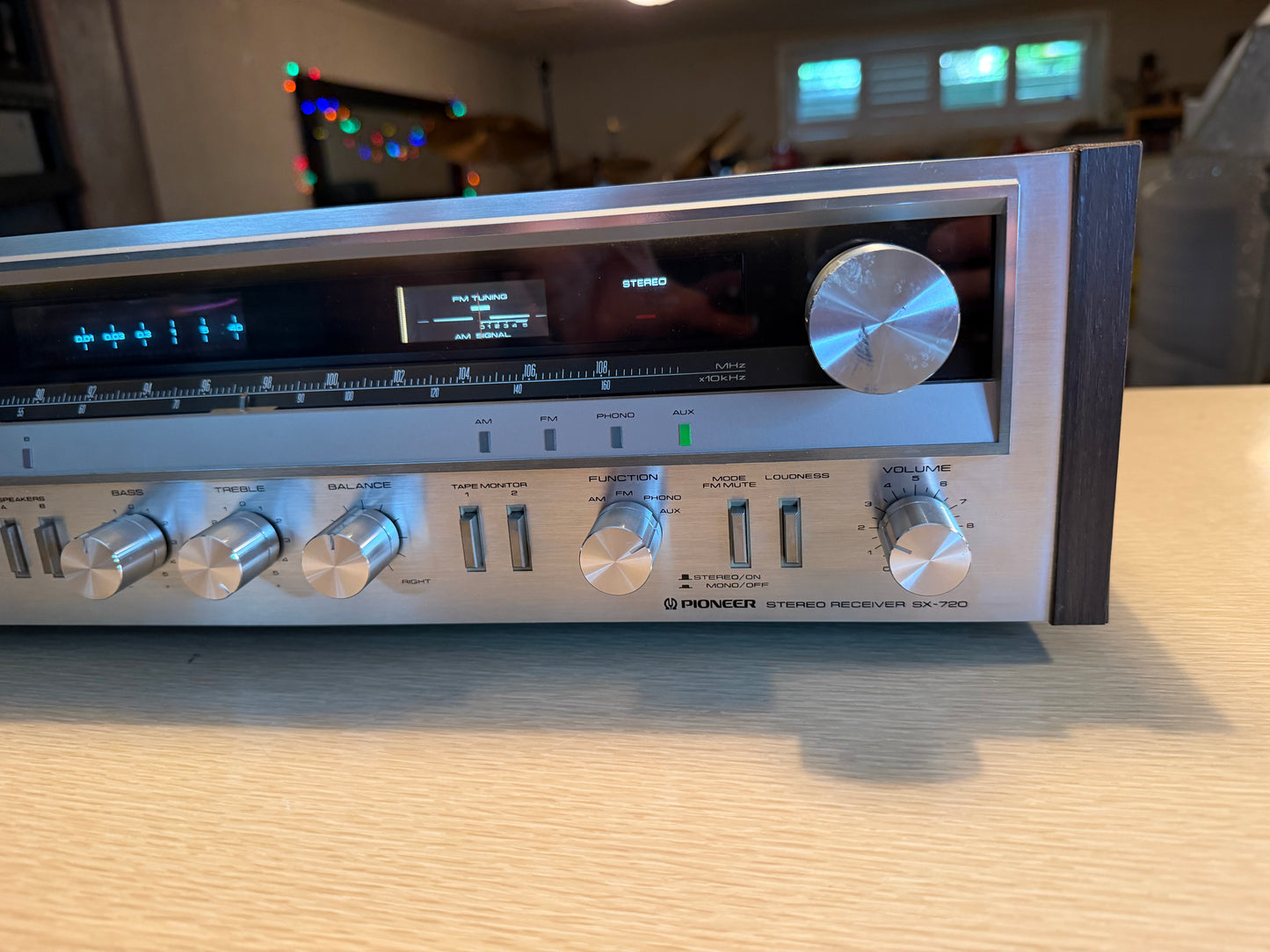 Vintage Pioneer SX-720 Stereo Receiver – Mint Condition Fully Pro Serviced Wow🔥