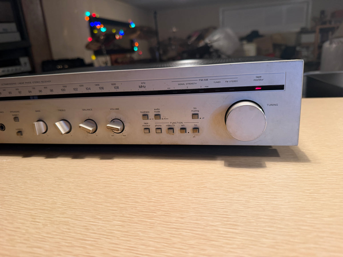 Harman Kardon HK385i stereo receiver. Good Condition. Silver Face Serviced🎶🔥