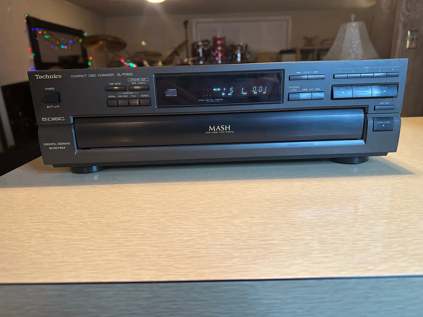 Vintage Technics SL PD825 5 Disc CD Changer Player MASH Carousel Tested Japan