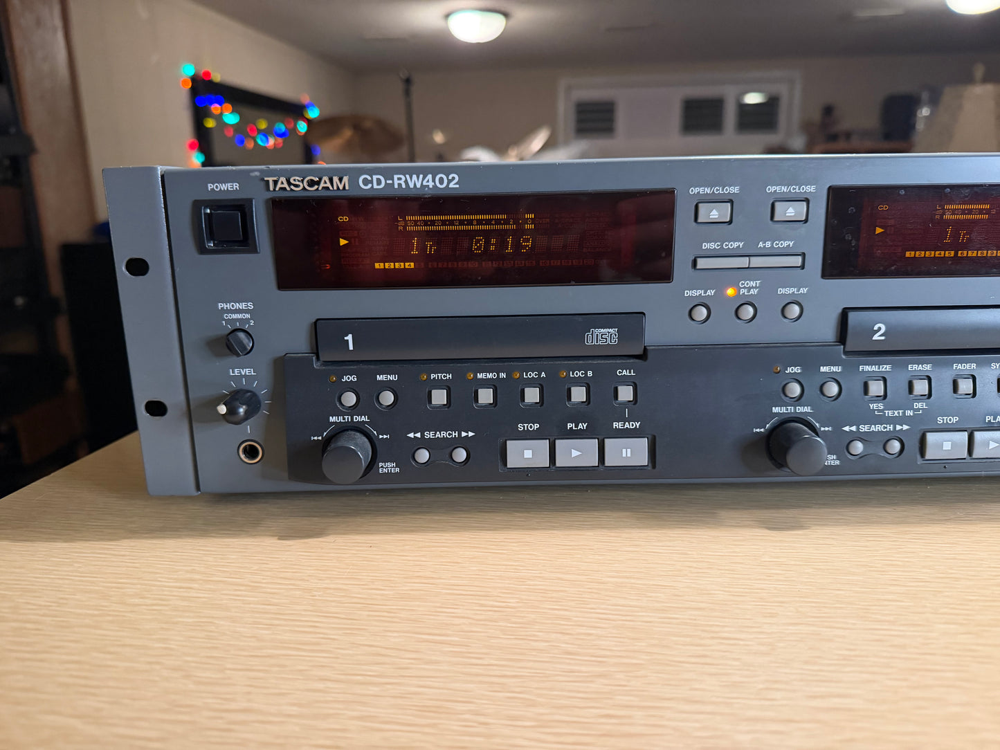 Tascam CD-RW402 Professional Compact Disc Recorder FRESHLY serviced New Belts✅
