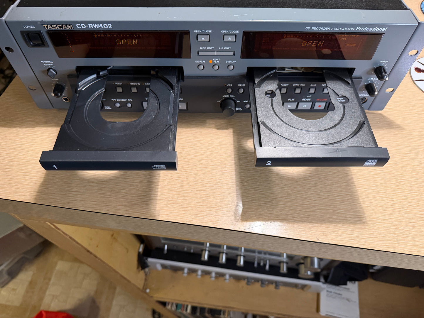Tascam CD-RW402 Professional Compact Disc Recorder FRESHLY serviced New Belts✅