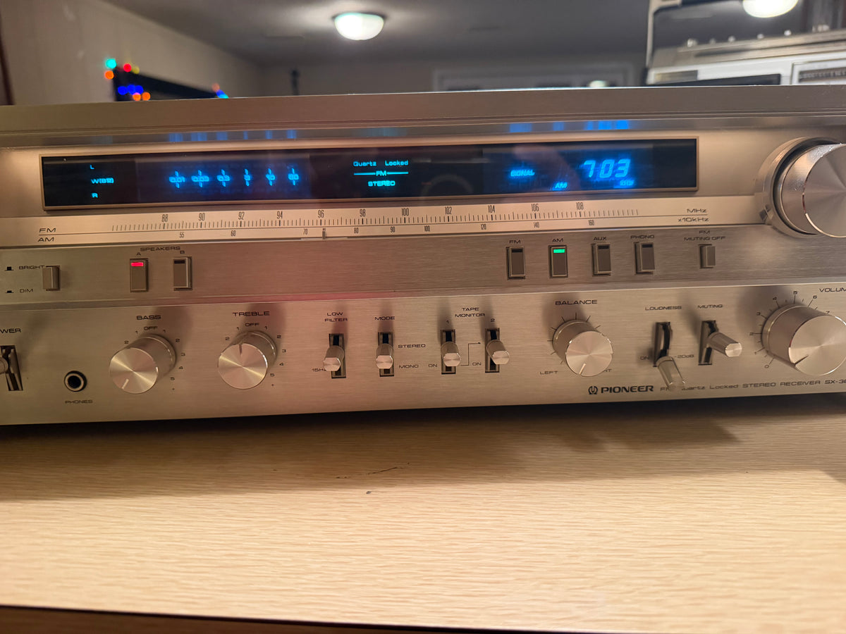 Vintage Pioneer SX-3800 Receiver Amplifier Near Mint FRESH Servicing Recapped🎶