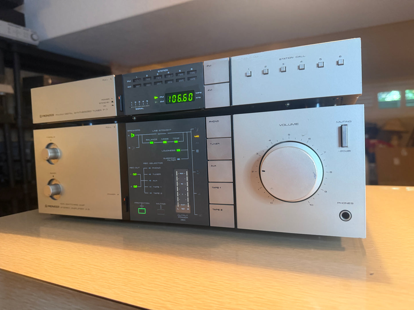 Vintage Pioneer A-8 Amplifier + T7 Tuner Gold Champagne Fresh Service! 90WPC🎶🔥