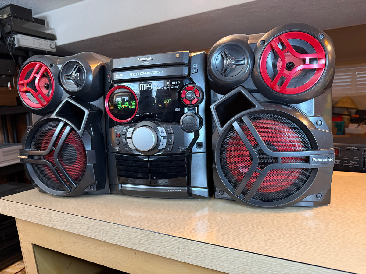 Panasonic SA-AK320 5 CD Dual Cassette Radio Stereo Boombox/ Fully Functional