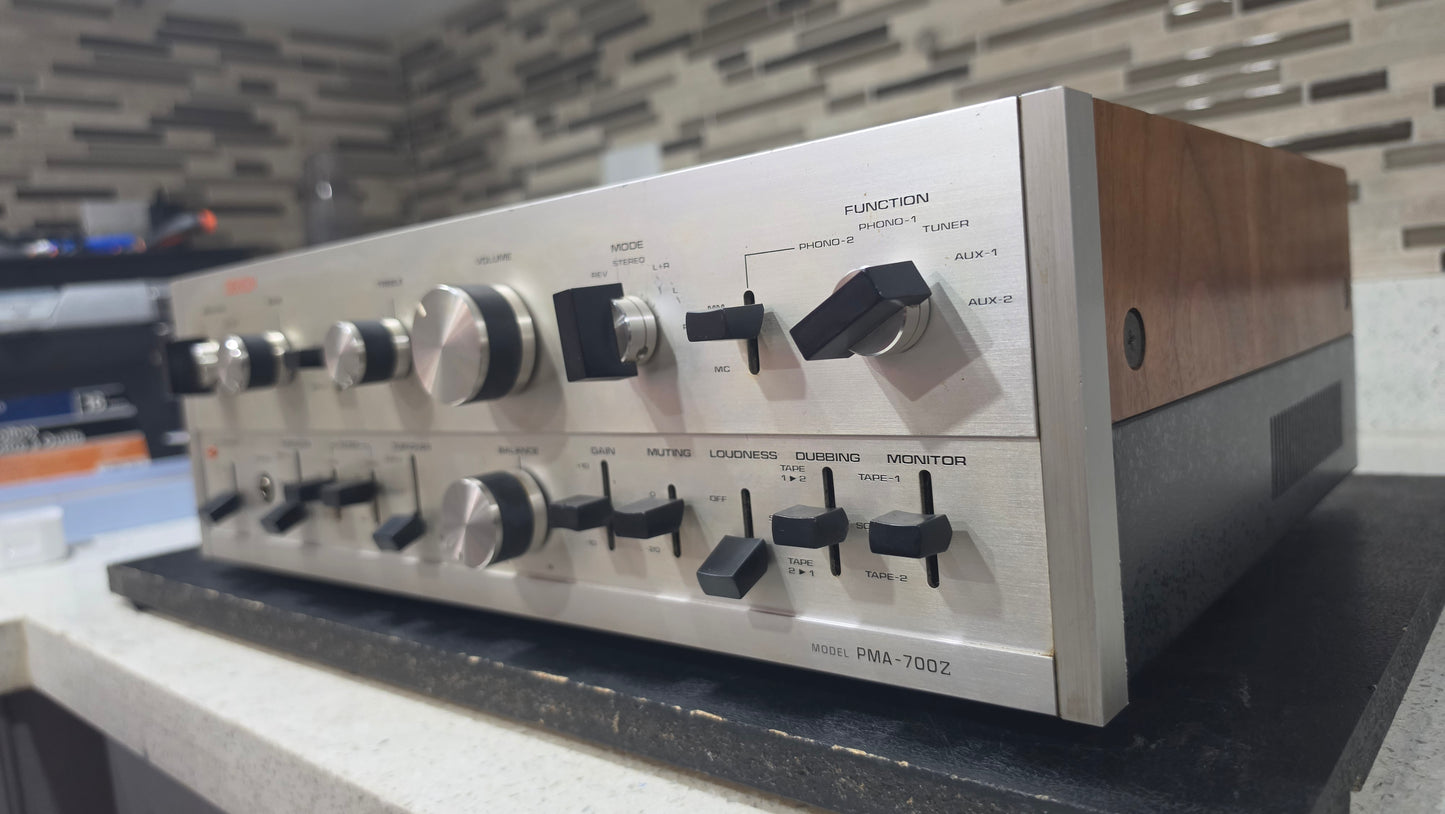 Vintage Denon PMA-700Z Integrated Amplifier – Fully Serviced & Recapped