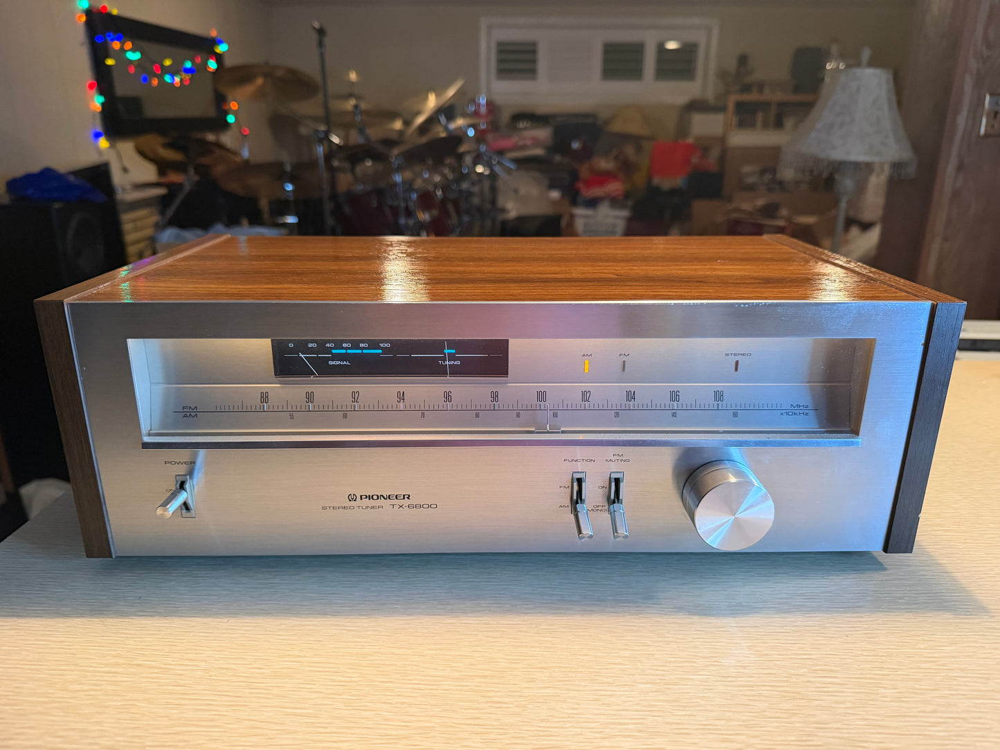 Pioneer TX-6800 Stereo Tuner FM/AM Radio Receiver Silver Face Near Mint Serviced