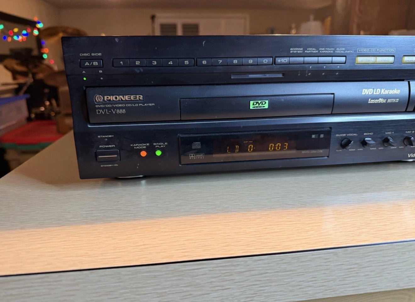 PIONEER LASER DISC DVL-V888 DVD VIDEO CD LD PLAYER KARAOKE TESTED W/ Remote