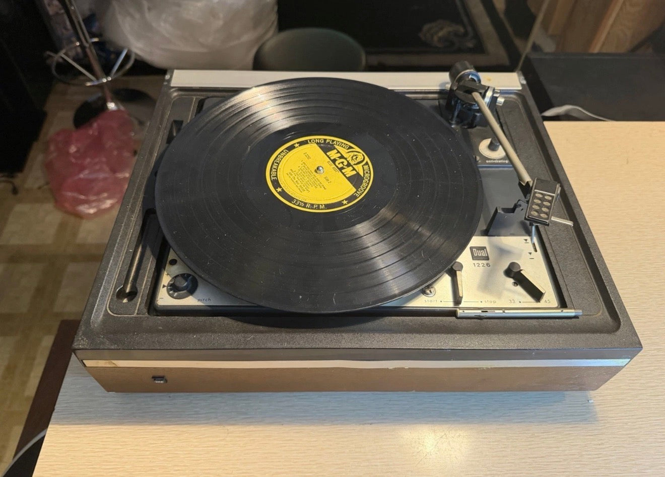 Dual 1226 Vintage Turntable, No Cartridge Platter Spins Tone Arm Moves Cracked